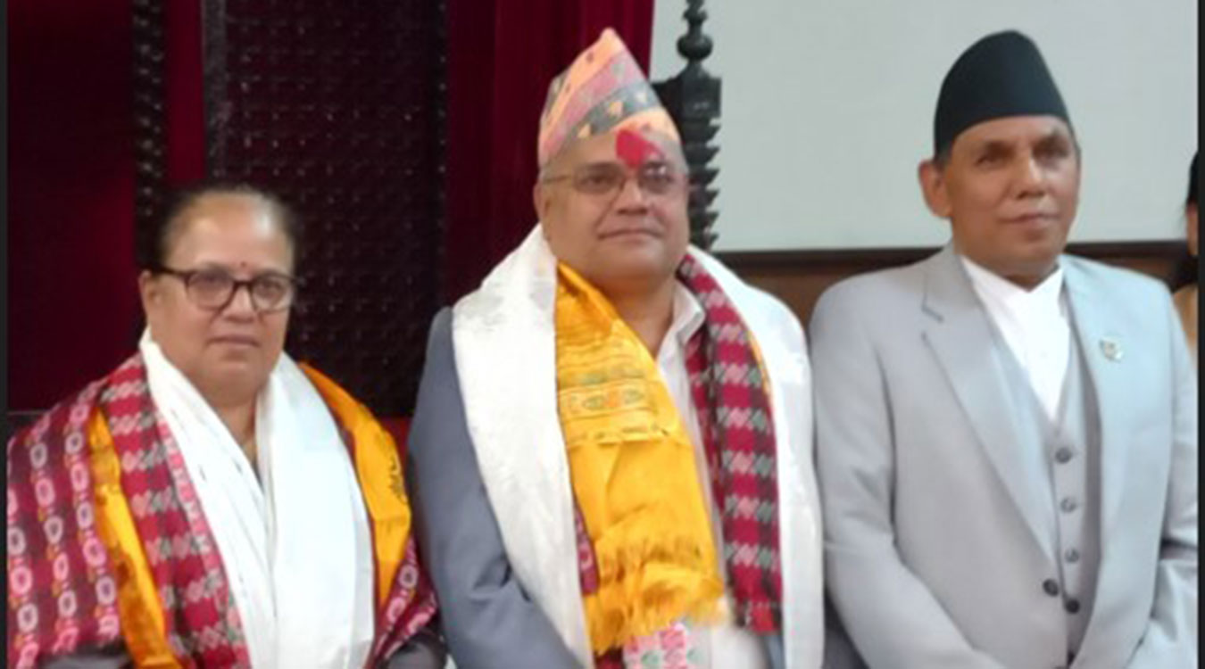 राष्ट्रियसभाका विषयगत समितिका सभापतिले लिए शपथ