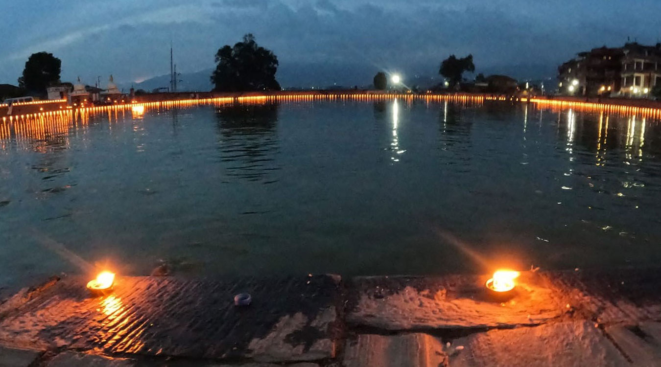 दहचोकस्थित इन्द्रदहमा मेला भर्न भक्तजनको घुइँचो