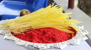 ८३ कैदीबन्दीले आफन्तको हातबाट टीका लगाए