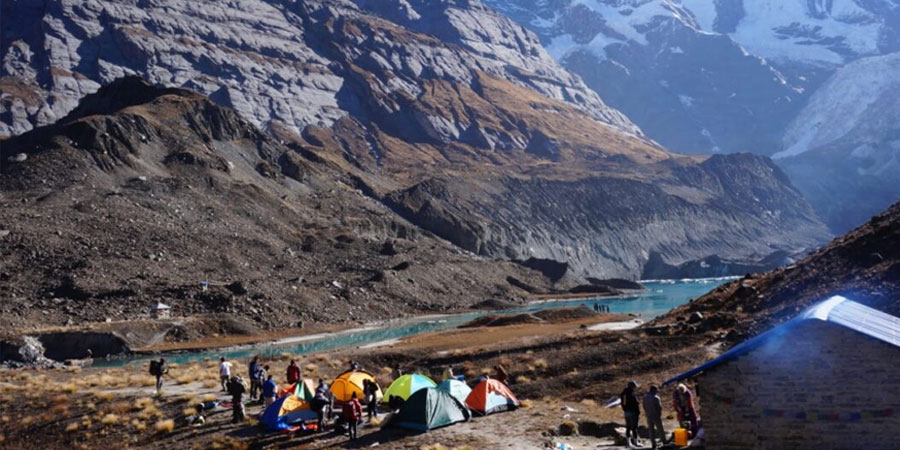 अन्नपूर्ण प्रथम हिमालको आधार शिविर क्षेत्रमा आन्तरिक पर्यटकको भीड