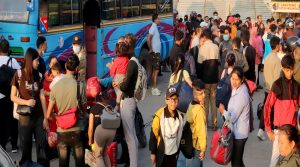 उपत्यकाबाट बाहिरिए आठ लाख यात्रु