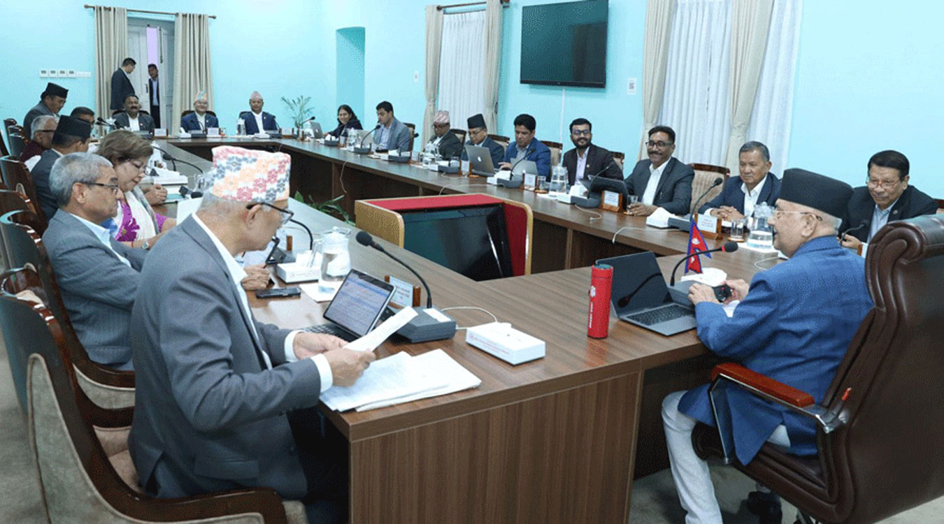 उद्योगीको काटिएको लाइन जडान गरिँदै, कुलमान असन्तुष्ट