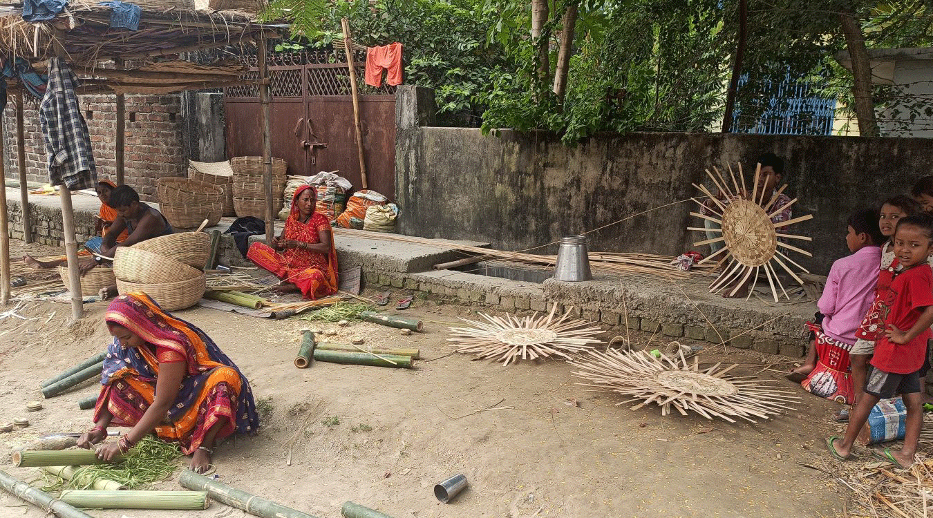 प्लाष्टिकका सामग्रीले मरिक समुदायको पुर्ख्याैली पेसा सङ्कटमा