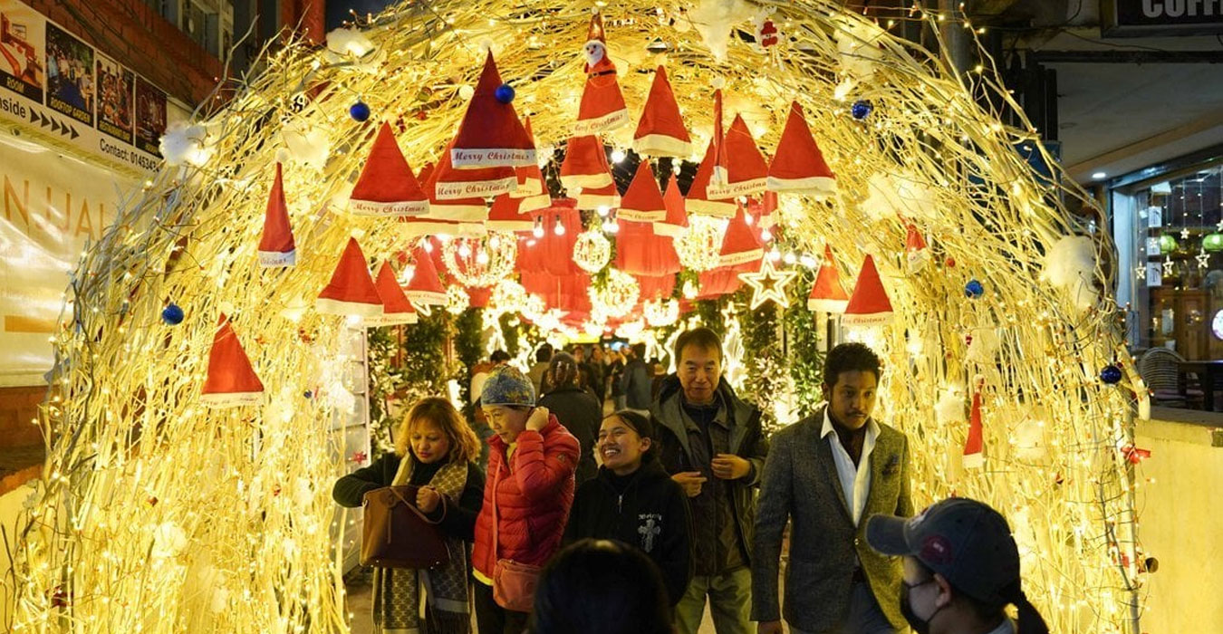 पाँच महिनामा नौ करोड बढीको क्रिसमस ट्रि लाइट आयात