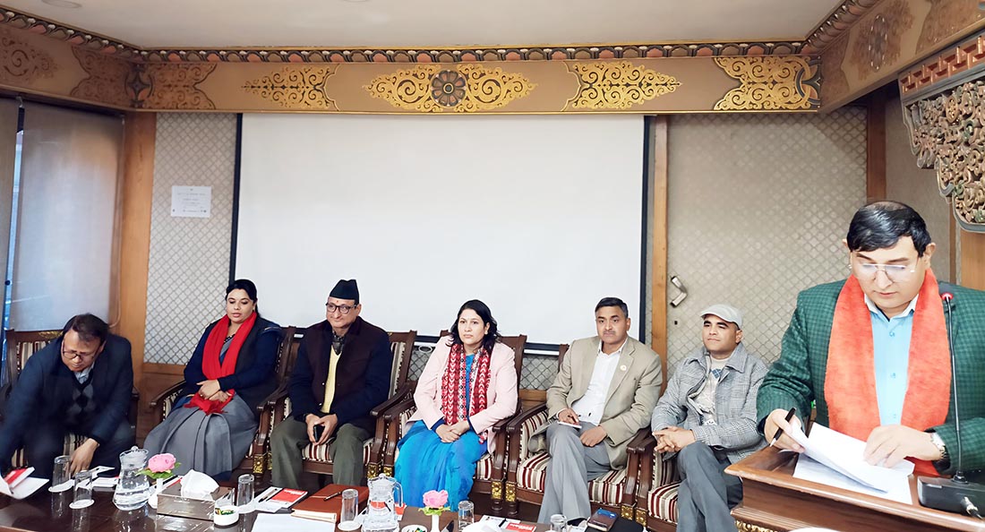 सरोकारवालाले अपनत्त्व लिने गरी शिक्षा ऐन पारित गरिनुपर्छ : नैनसिंह महर