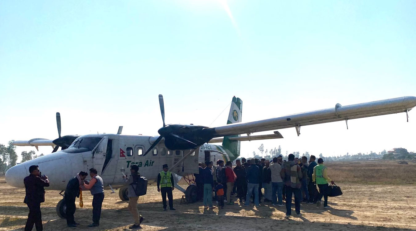 सत्ताइस वर्षदेखि बन्द रहेको टीकापुर विमानस्थल आजदेखि सञ्चालनमा