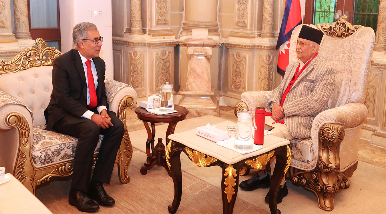 प्रधानमन्त्रीसँग बङ्गलादेशका राजदूतको बिदाइ भेट