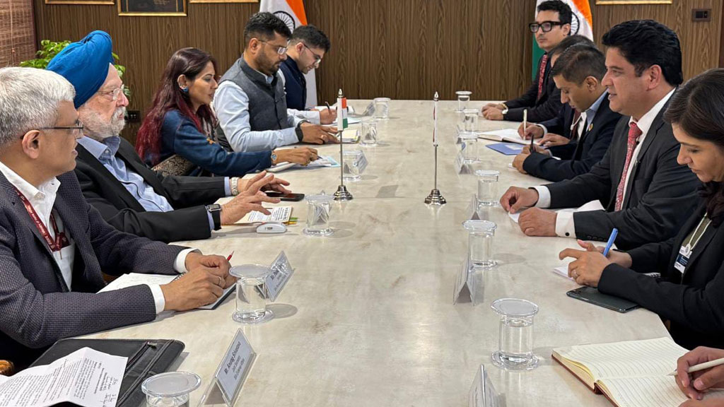 सिलीगुडी-झापा र अमलेखगञ्ज-चितवन पाइपलाइन विस्तारबारे छलफल