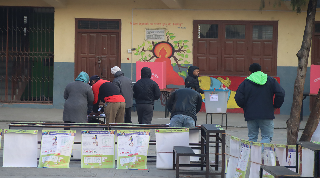 उपनिर्वाचन : ४१ पदका लागि मतदान सुरु