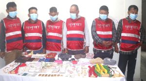 नक्कली सुन देखाइ ठगी गर्ने दुई विदेशीसहित छ जना पक्राउ