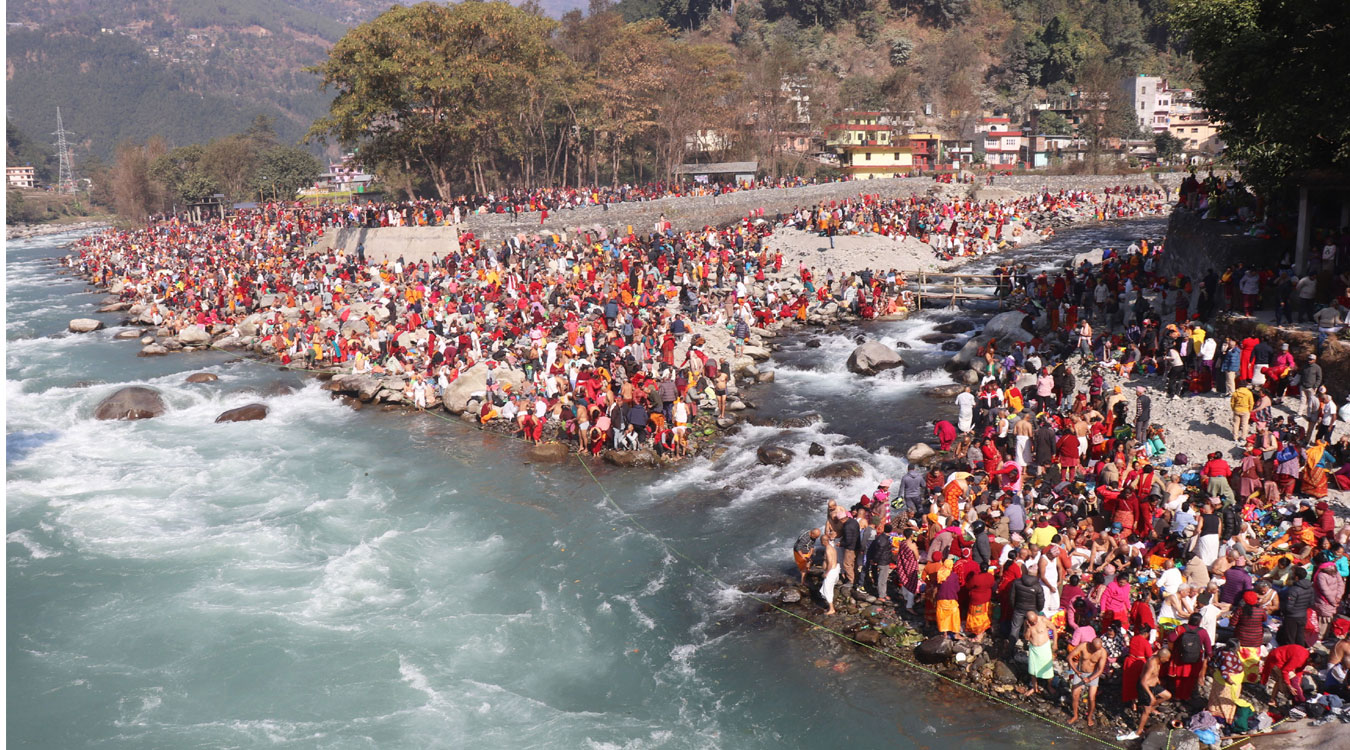 आज सोमबारे औँशी : गरियो नबोली स्नान