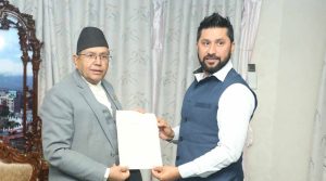 निलम्बन फुकुवा गरिदिन सभामुखसँग रविको आग्रह