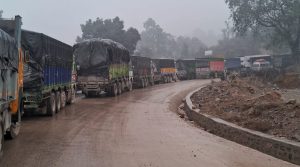 दाउन्ने सडकखण्ड एक वर्षमा ६३ पटक बन्द
