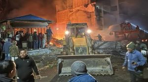 खाना पकाउने ग्यासबाट सल्किएको आगोले तीन घरमा क्षति