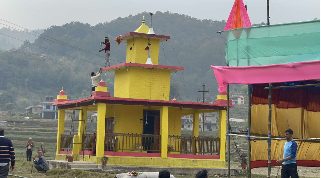 एक सय २० वर्ष पुरानो मन्दिर चिनाउन धार्मिक महोत्सव