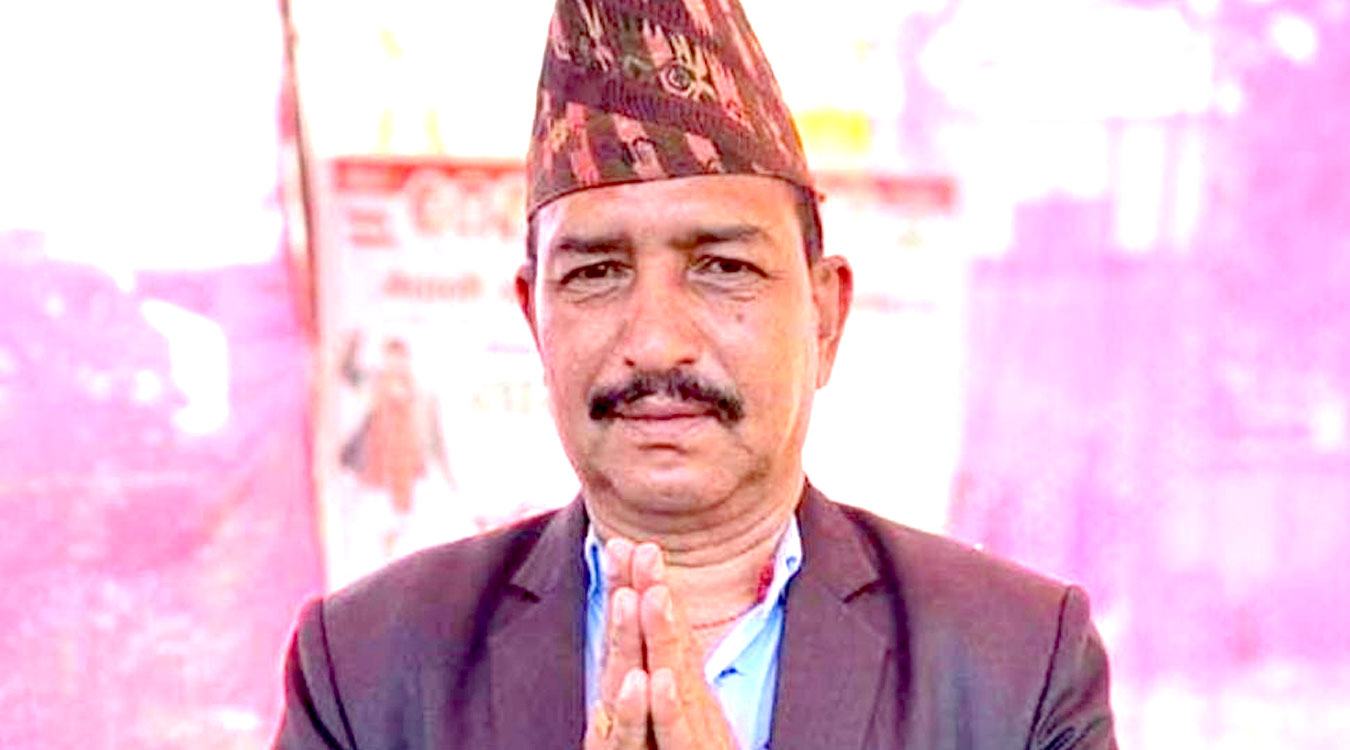 सभा सञ्चलान भइरहेको बेला भट्ट एक्कासी ढल्न खोजेपछि…