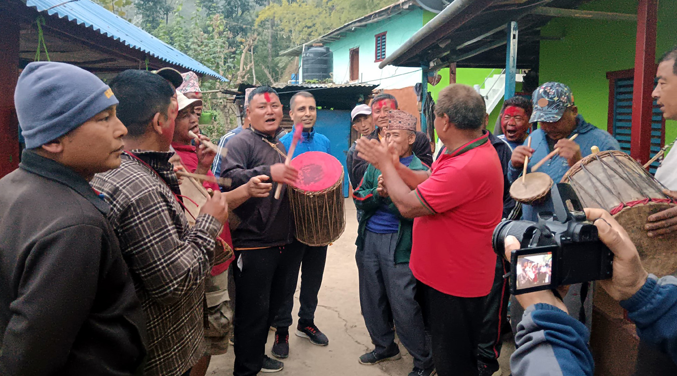 मौलिक फागु संरक्षणमा जुट्दै स्थानीय