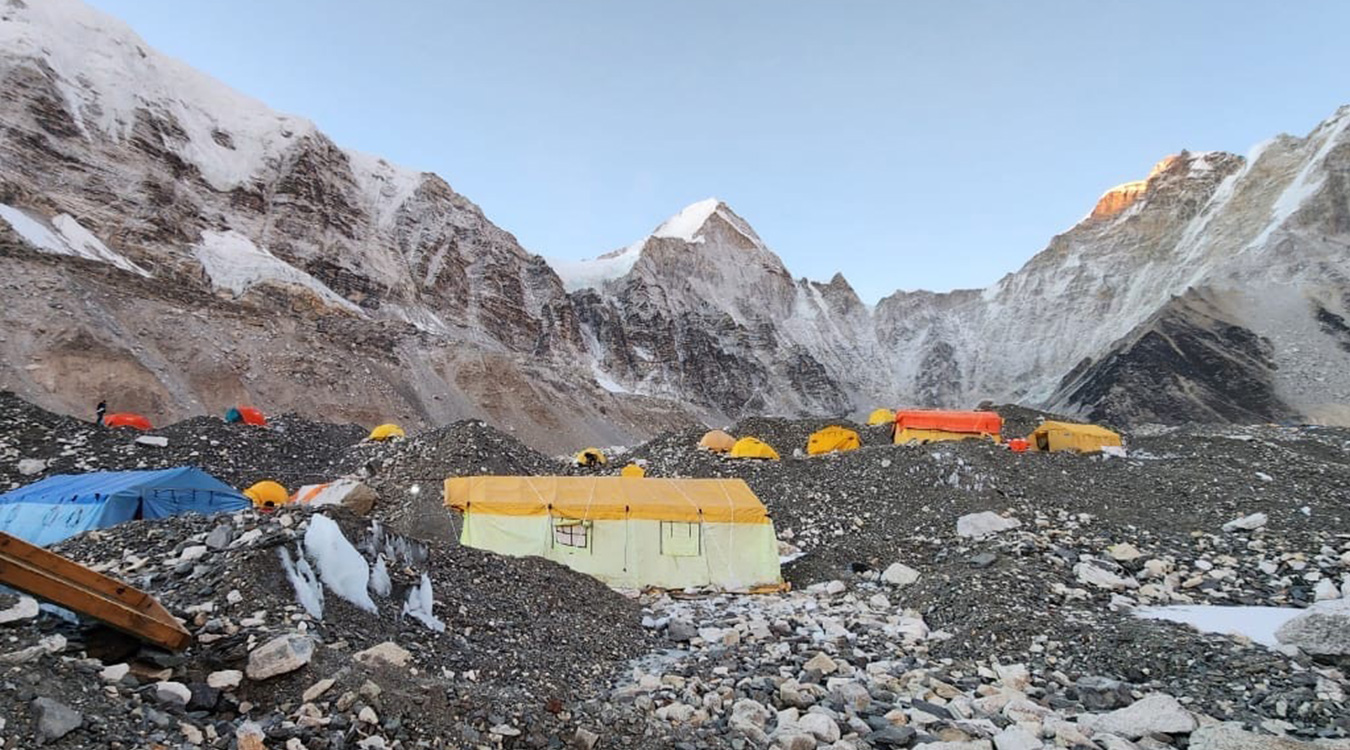 हिमाल आरोहणका लागि अनुमति सुरु