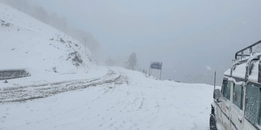शीतलहर र हिमपातको जोखिम न्यूनीकरण गर्न पूर्वतयारीमा ध्यान दिन  गृहमन्त्रीको निर्देशन