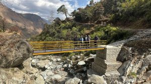 पुल निर्माण भएपछि पदमार्गमा आउने पर्यटकलाई सहज