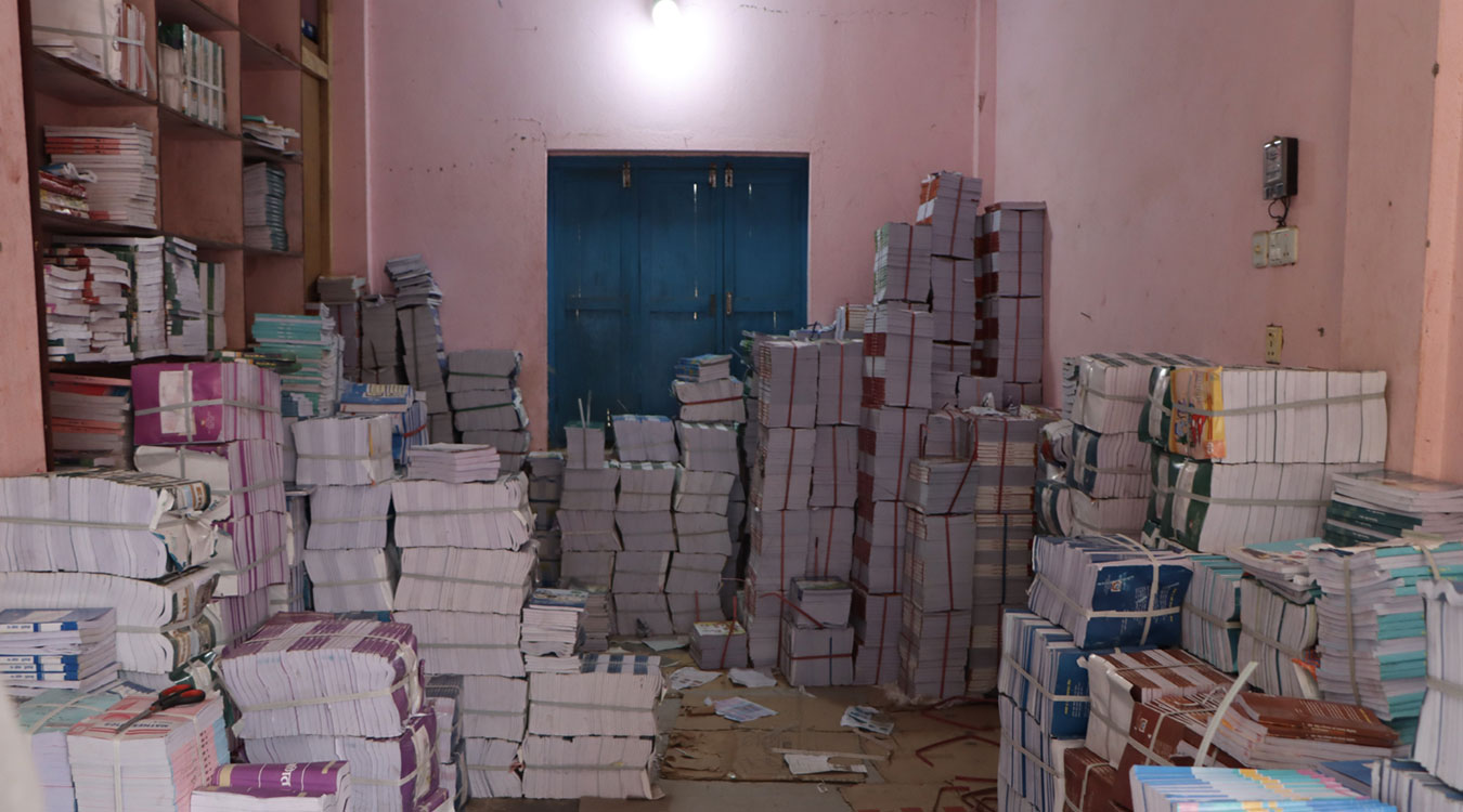 नयाँ शैक्षिक सत्र अगावै कर्णालीमा पुग्यो पाठ्यपुस्तक