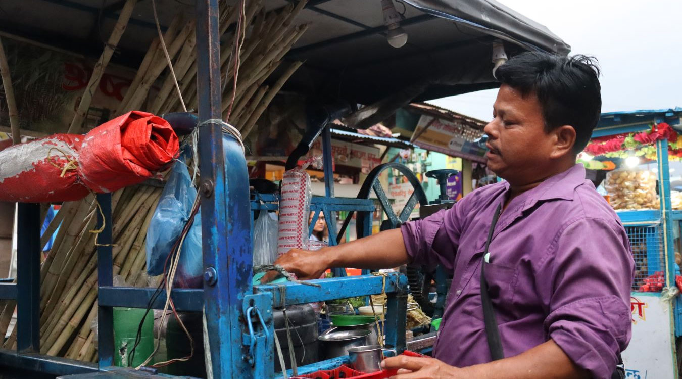 उखुको रस बेचेर मासिक ९० हजार आम्दानी