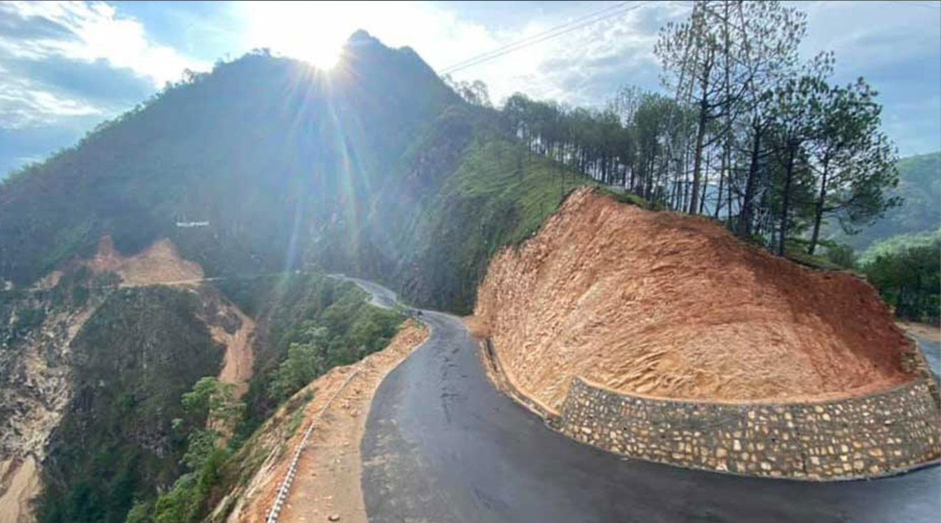 सिद्धार्थ राजमार्ग डेडिकेटेड २ लेन बनाइने