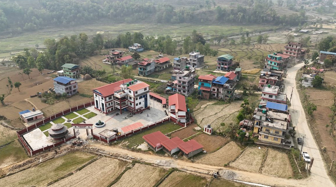 सुन्दरबजारबाट बसाइँसराइ गर्नेको सङ्ख्या बढ्यो