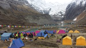 अन्नपूर्ण आधार शिविरमा जाने पर्यटक बढे