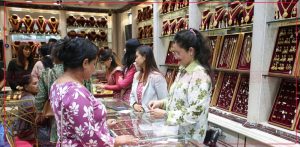 छ बुँदे सहमतिपछि सुन पसलहरु आजदेखि खुल्यो