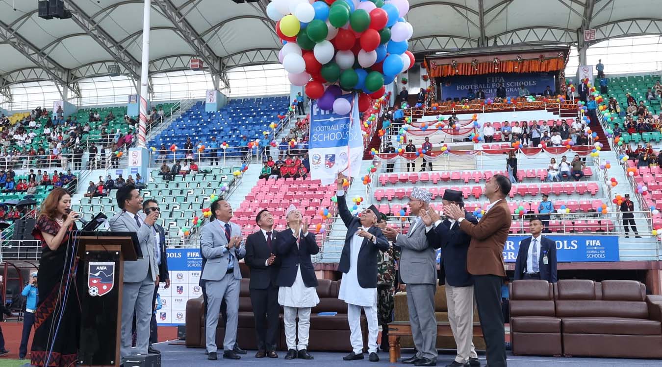 प्रधानमन्त्रीबाट ‘फिफा फर स्कुल’ अभियानको शुभारम्भ