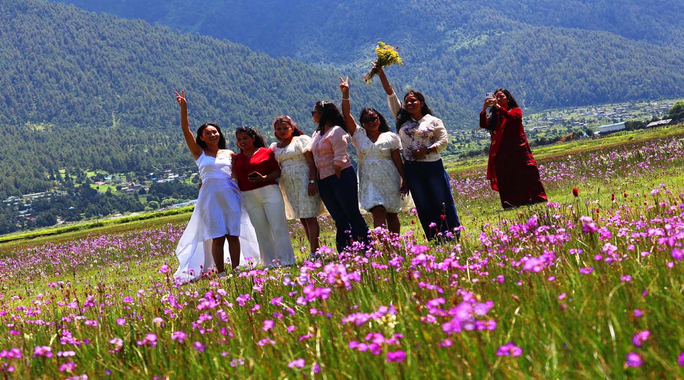 ढोरपाटन एक वर्षमा पुगे २३ हजार पर्यटक