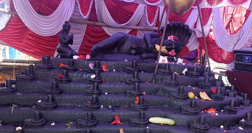 एउटै ढुंगामा १०८ वटा शिवलिङ्गसहित १०८ वटै नागको मूर्ति कुँदियो