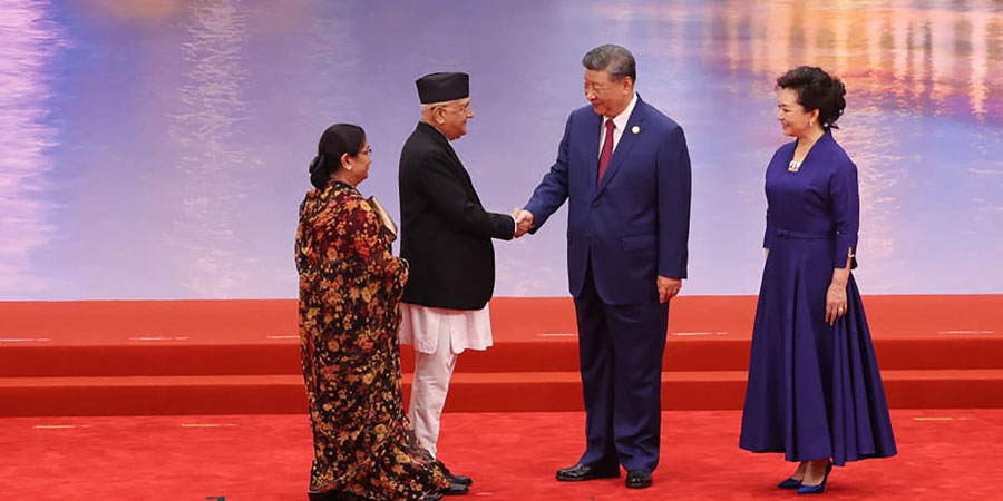 प्रधानमन्त्री ओली चीनका राष्ट्रपति सीद्वारा आयोजित स्वागत समारोहमा सहभागी
