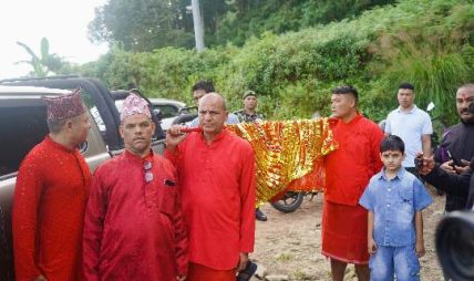 गोरखा दरबारबाट हनुमान ढोका दरबारका लागि फूलपाती पठाइयो