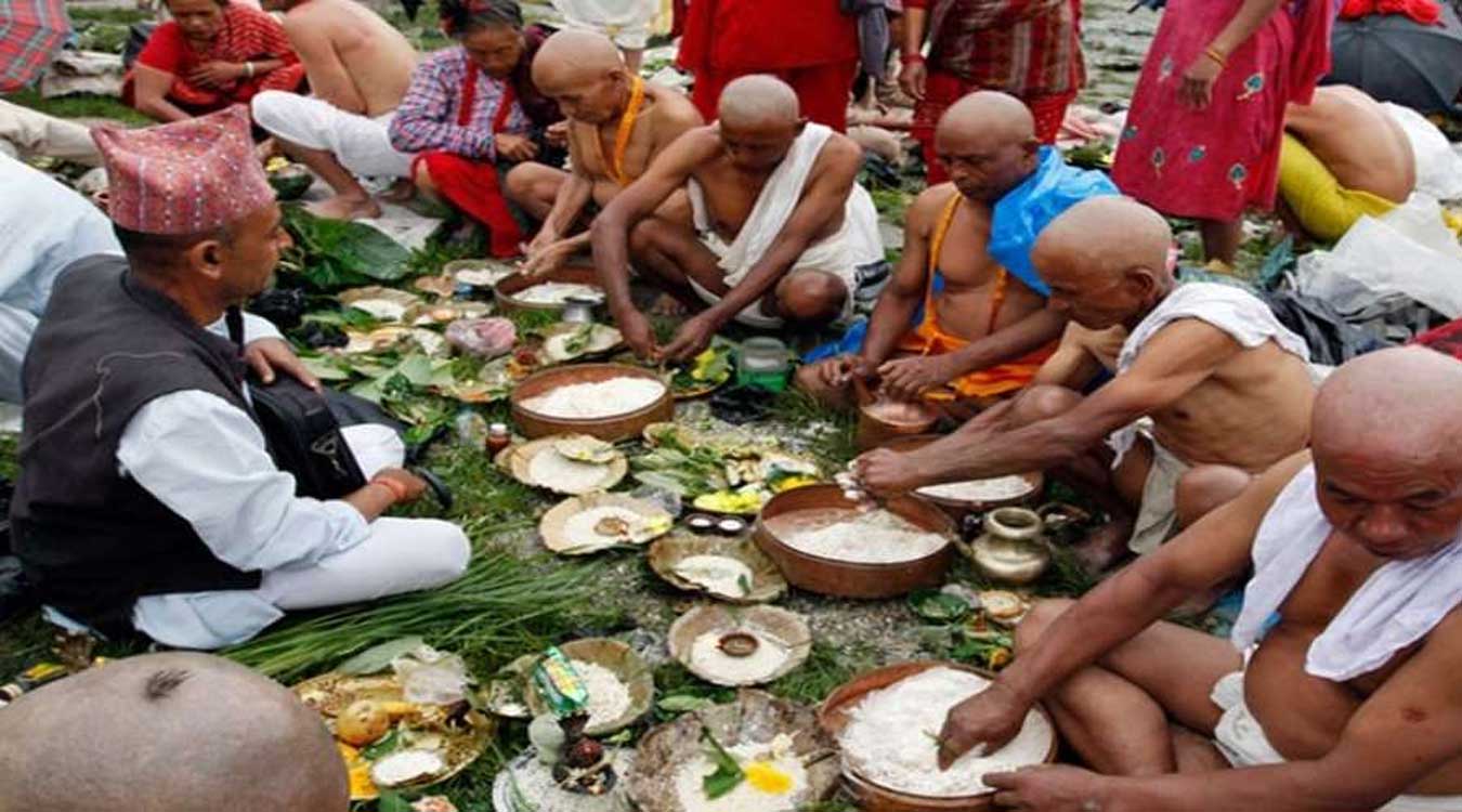 आश्विन कृष्ण पक्षः सोह्र श्राद्ध (पितृ पक्ष) आरम्भ आश्विन कृष्ण पक्षः सोह्र श्राद्ध (पितृ पक्ष) आरम्भ