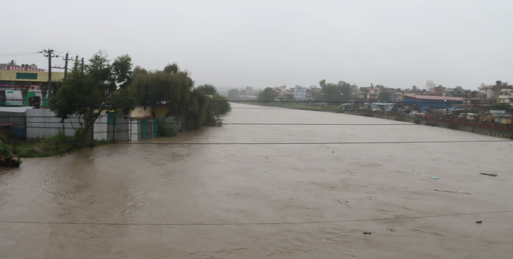 देशका प्रमुख आठ नदी खतराको तह पार, १२ नदी सतर्कताको तहमाथि