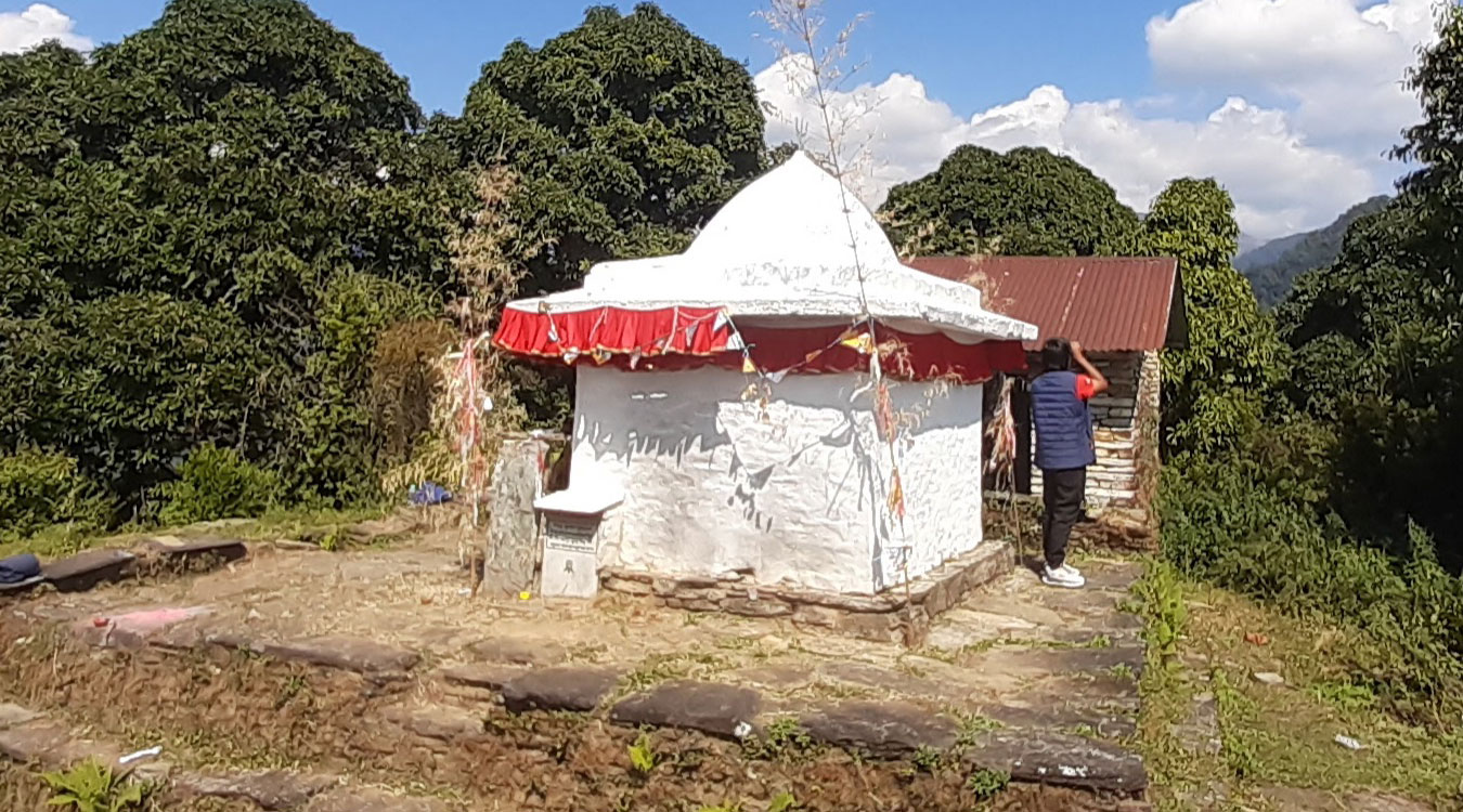 छ सय वर्षदेखिको इतिहासको साक्षी झुप्राङकोट