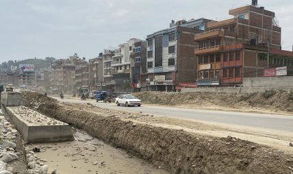 साँगा-धुलिखेल सडकः पुलबजार खण्डमा स्तरोन्नति सुरु साँगा-धुलिखेल सडकः पुलबजार खण्डमा स्तरोन्नति सुरु