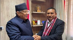 डा. मित्र परियार नेपाली कम्युनिष्ट पार्टीमा प्रवेश