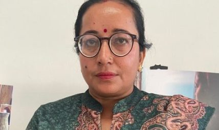 स्वदेशमै दुःख गर्नसके विदेशिनु पर्दैन स्वदेशमै दुःख गर्नसके विदेशिनु पर्दैन