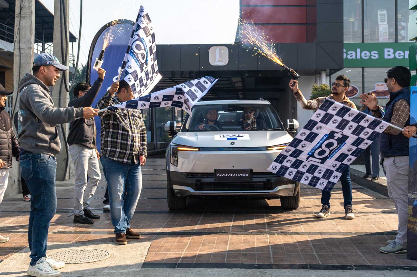 चितवनका सडकमा १००+ नामीको उत्सव : डोङफेङ नेपालद्वारा विशेष “नामी सेलिब्रेशन ड्राइभ” सम्पन्न