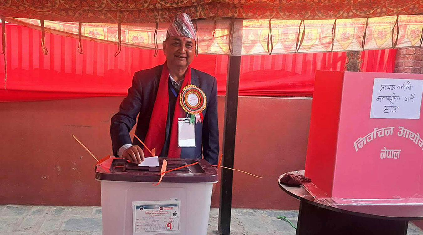 एमाले नेता पोखरेलद्वारा मतदान
