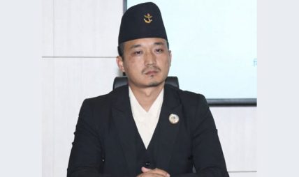 गृहमन्त्री सुधन गुरुङ को राजीनामा, विवादपछि पद त्याग