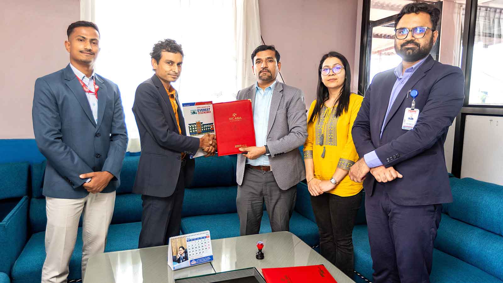 एन आई सी एशिया बैंकका ग्राहकलाई काठमाडौंस्थित एभरेष्ट हस्पिटलमा १५ प्रतिशत छुट