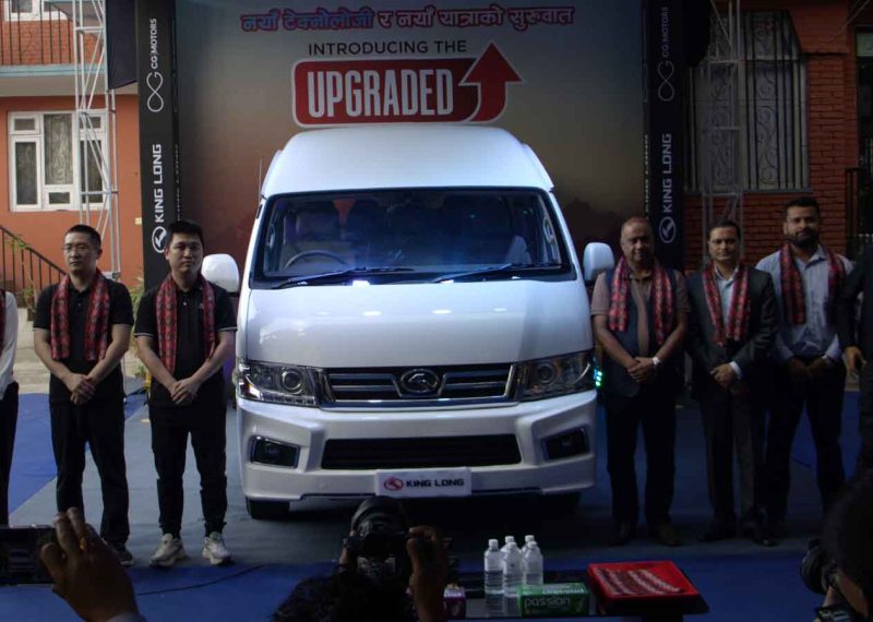 शक्तिशाली र स्मार्ट: किंग लङ्गको १६ सिटर EV भ्यान नेपालमा सार्वजनिक