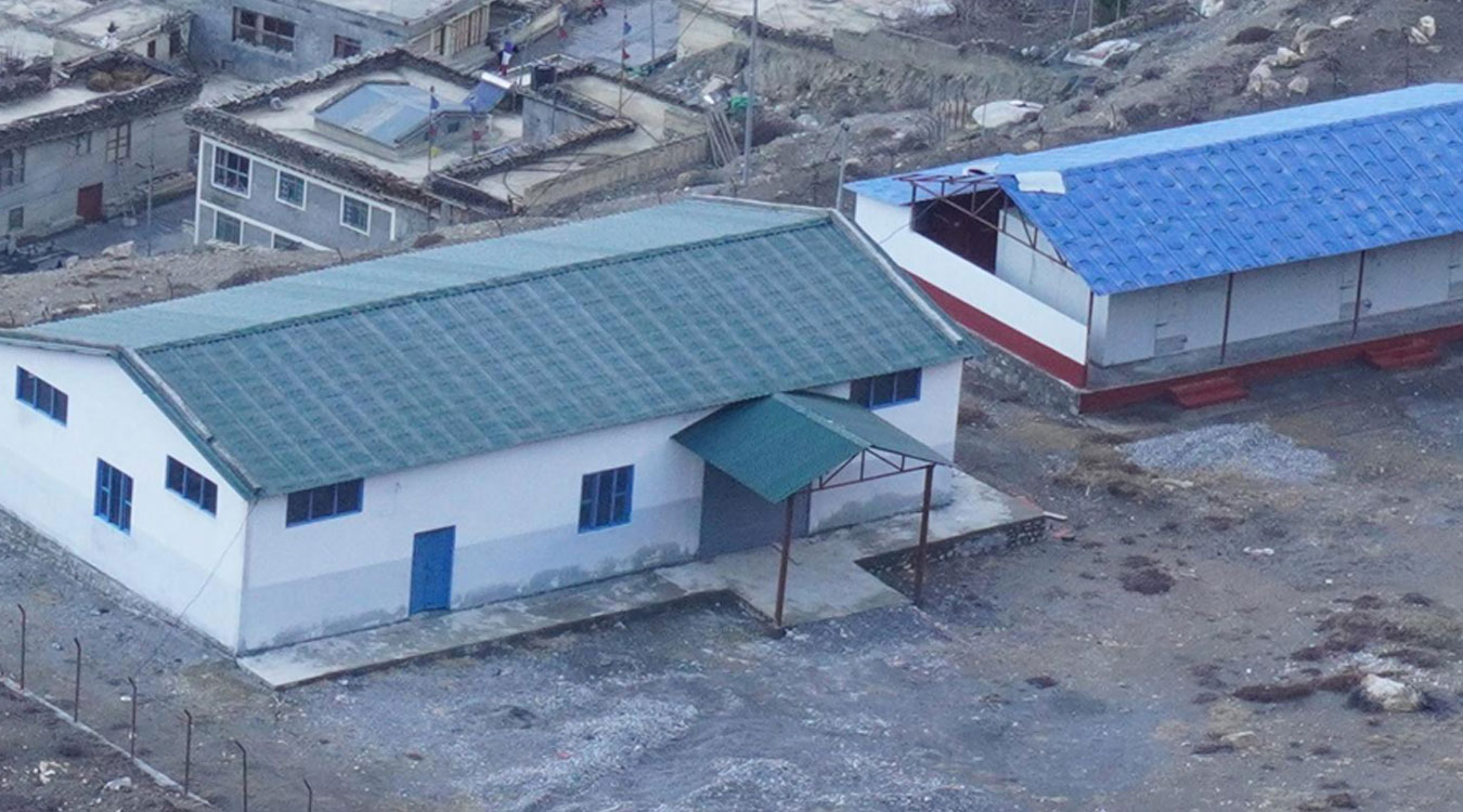 ठिनीमा स्याउ चिस्यान गृह निर्माण