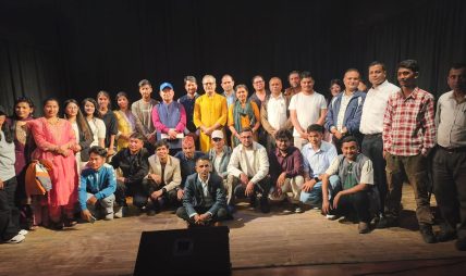 सर्वनाम थिएटरमा ‘वसन्त काव्य उत्सव: गजल साँझ सम्पन्न