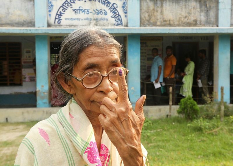 मतदाता सूची विवादबीच पश्चिम बङ्गालमा मतदान सुरु