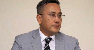 धितोपत्र बोर्डका अध्यक्ष श्रेष्ठले दिए राजीनामा